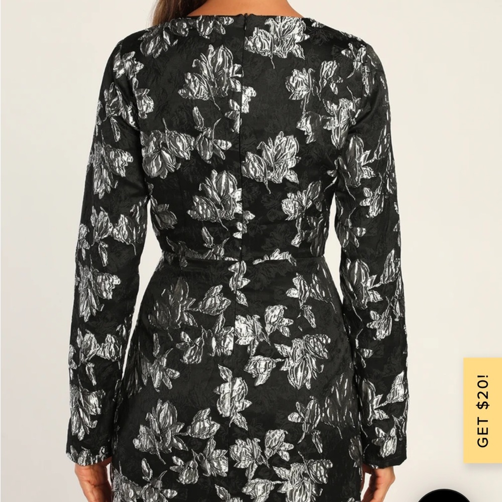 Lulu’s Jacquard mini dress. Size small. New with tags.